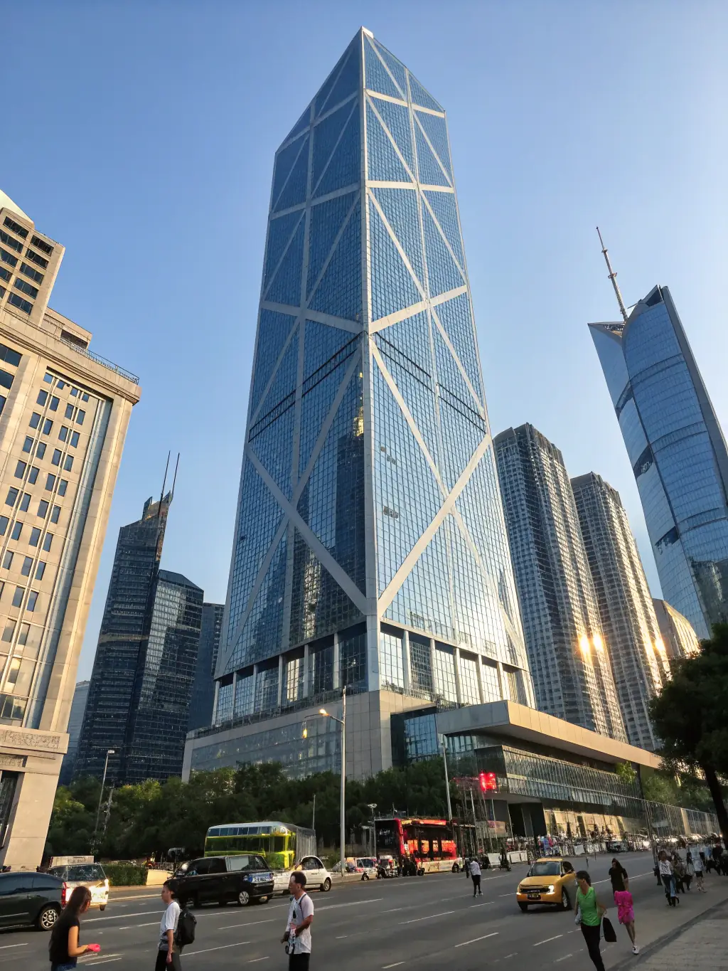 A high-rise building with modern architecture, symbolizing VTM Business Solutions' involvement in the Real Estate sector.